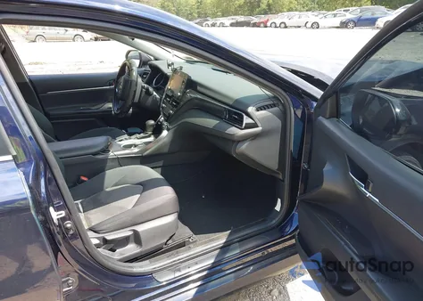 2021 Toyota Camry Le Hybrid from USA, damaged, VIN 4T1C31AK6MU022072